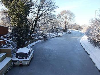 The frozen Bridgewater canal at Stanney Lunt bridge, Grappenhall, courtesy of Raymond Cox
