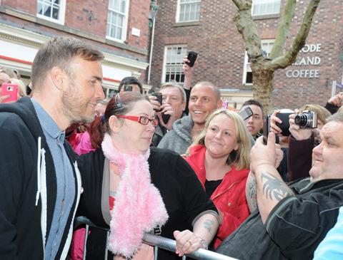 Gary Barlow meets fans