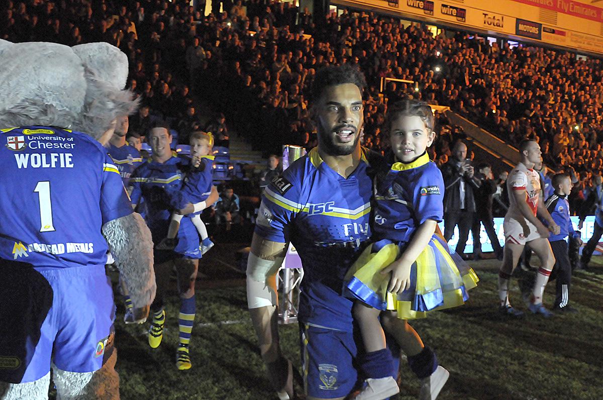All the action from The Halliwell Jones Stadium as the curtain falls on Wolves' 2016 home campaign. Pictures by Mike Boden