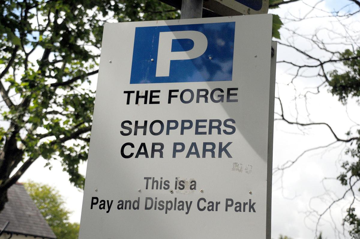 Petition calling on council to withdraw controversial parking changes debated at Town Hall