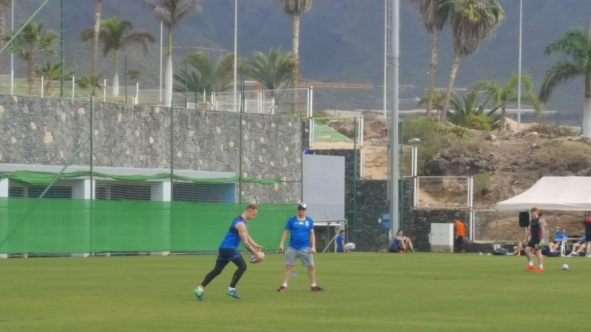 Regular picture updates from Wolves' warm-weather camp in the Canary Islands