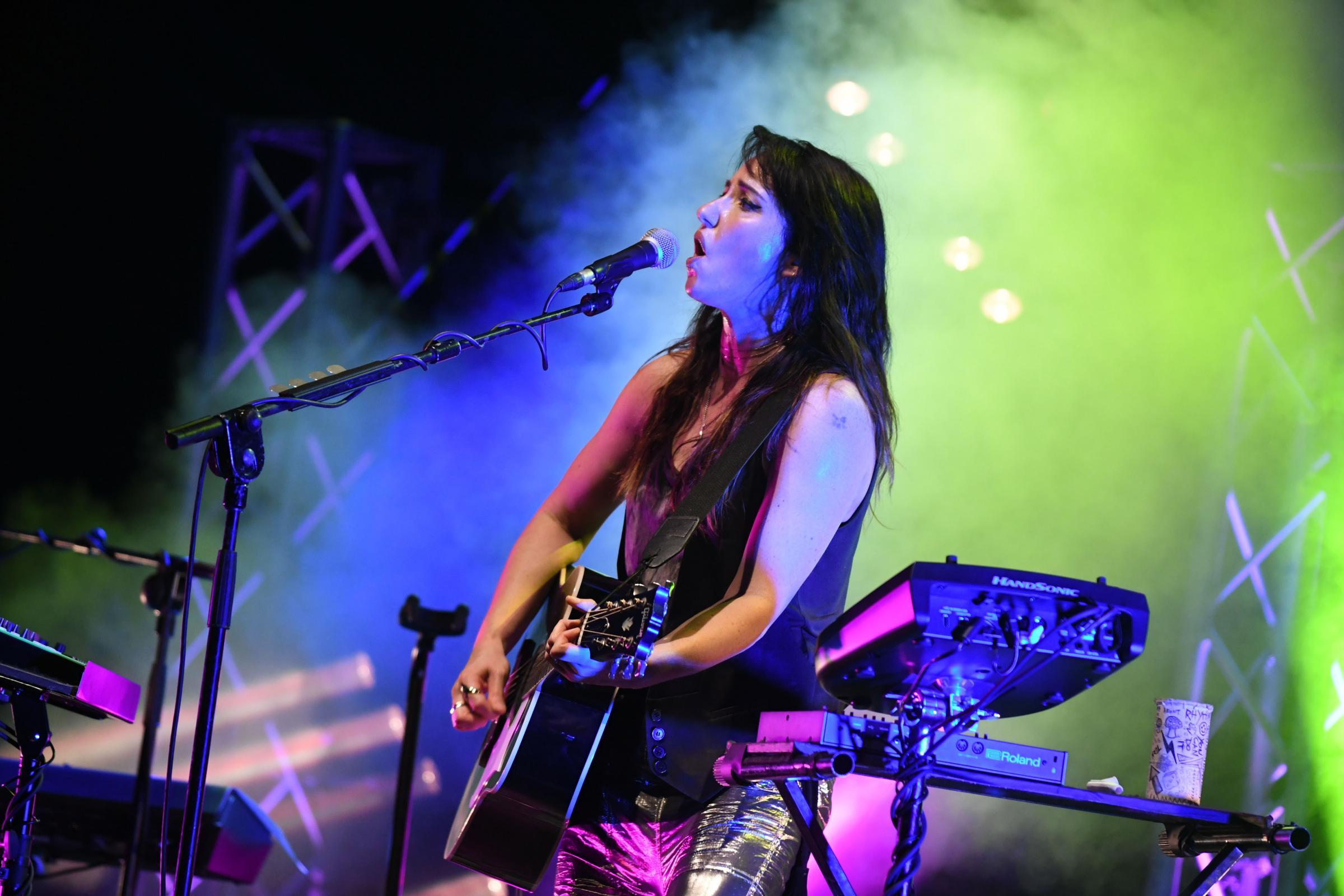 Scottish star KT Tunstall wows crowds at Parr Hall