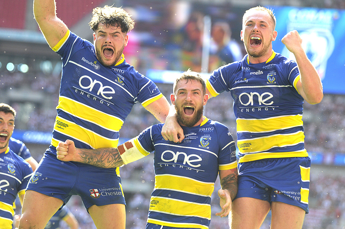 n 2019 > Celebrations after Daryl Clark scores the winning try against St Helens in the Challenge Cup Final at Wembley