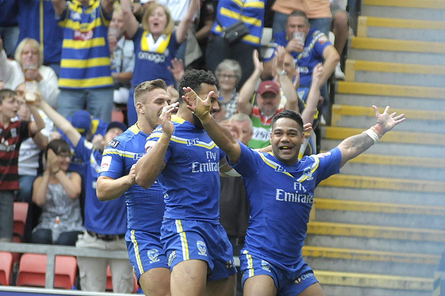 Chris Sandow celebrates scoring in the 2016 semi-final thrashing of Wakefield. Picture by Mike Boden