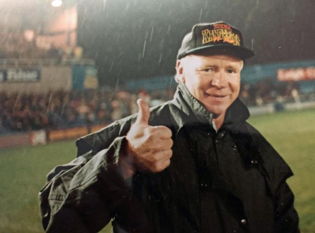 Bobby Fulton when he was visiting Warrington as coach of the Australia rugby league team