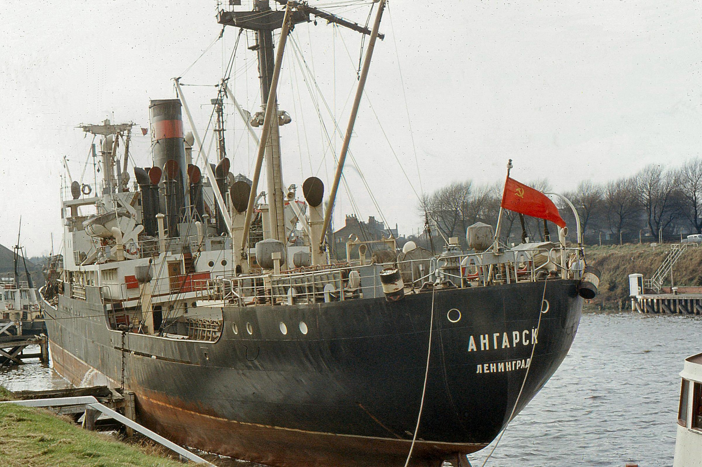 A ship bearing the Soviet Union flag in Warrington in March 1967 (Image: Eddie Whitham)