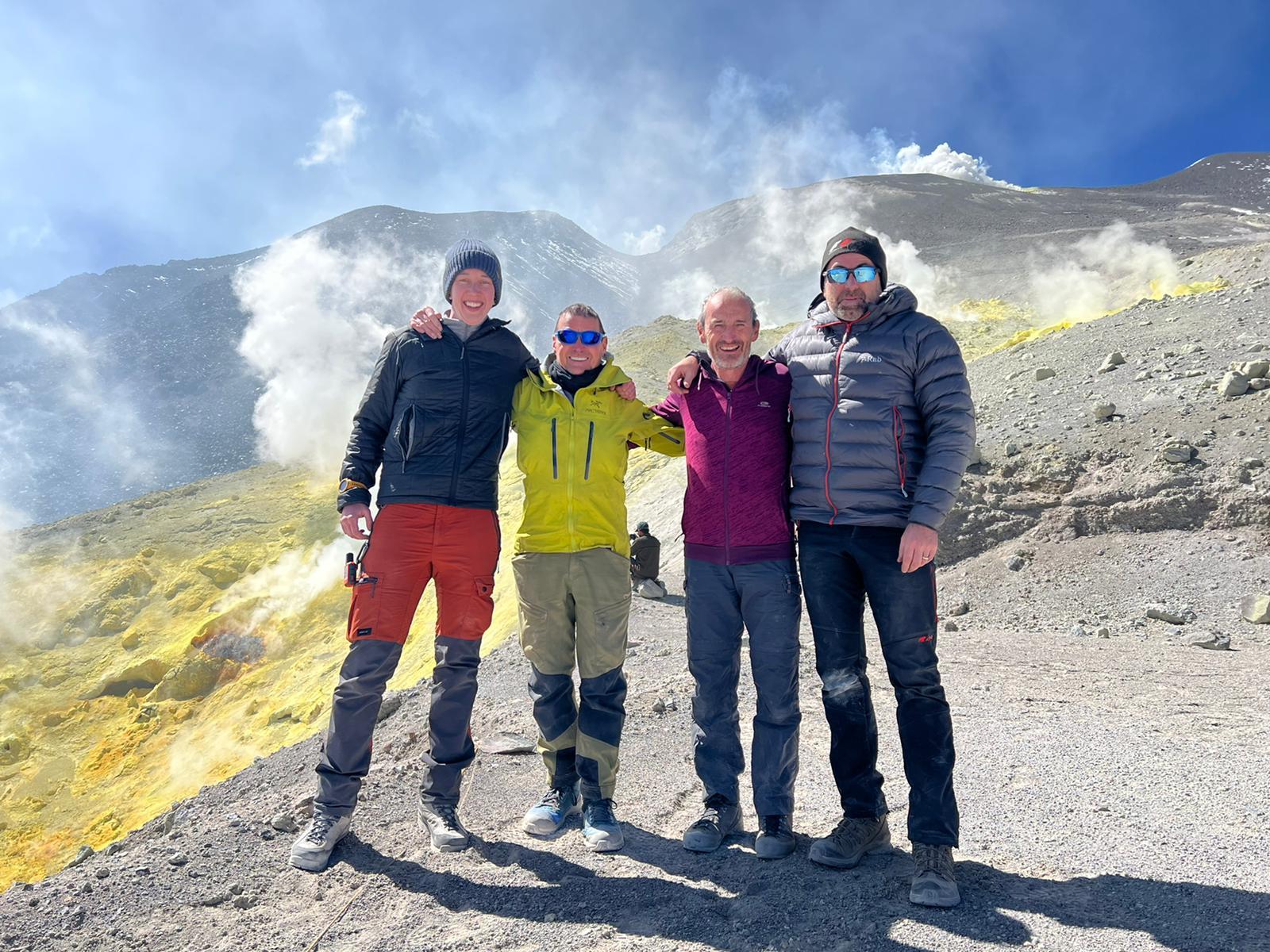 Latchford llevará el nombre del hombre que escaló el volcán chileno