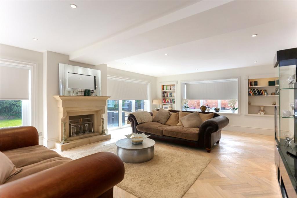 Ample space can be found in the lounge areas (Image: Rightmove/Savills)