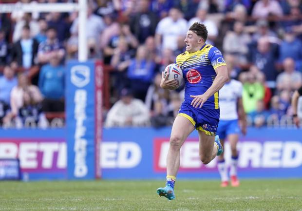 Warrington Guardian: Matty Ashton try sequence. Pictures: PA