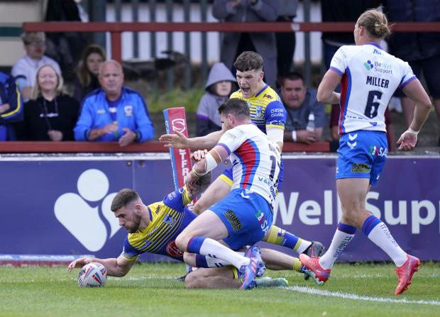 Warrington Guardian: Connor Wrench try sequence. Pictures: PA