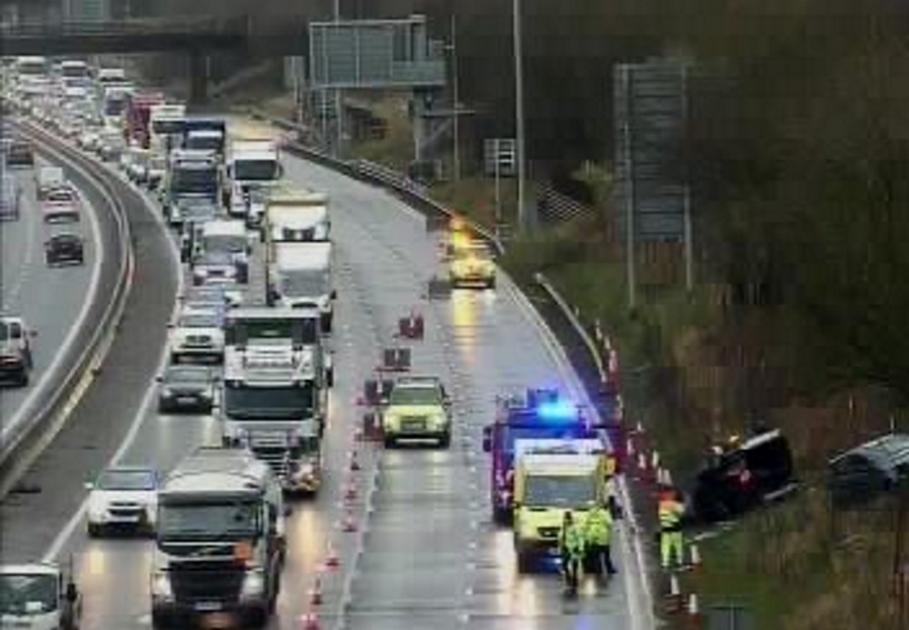 Driver ran away and caught practice after inflicting unhealthy M62 crash