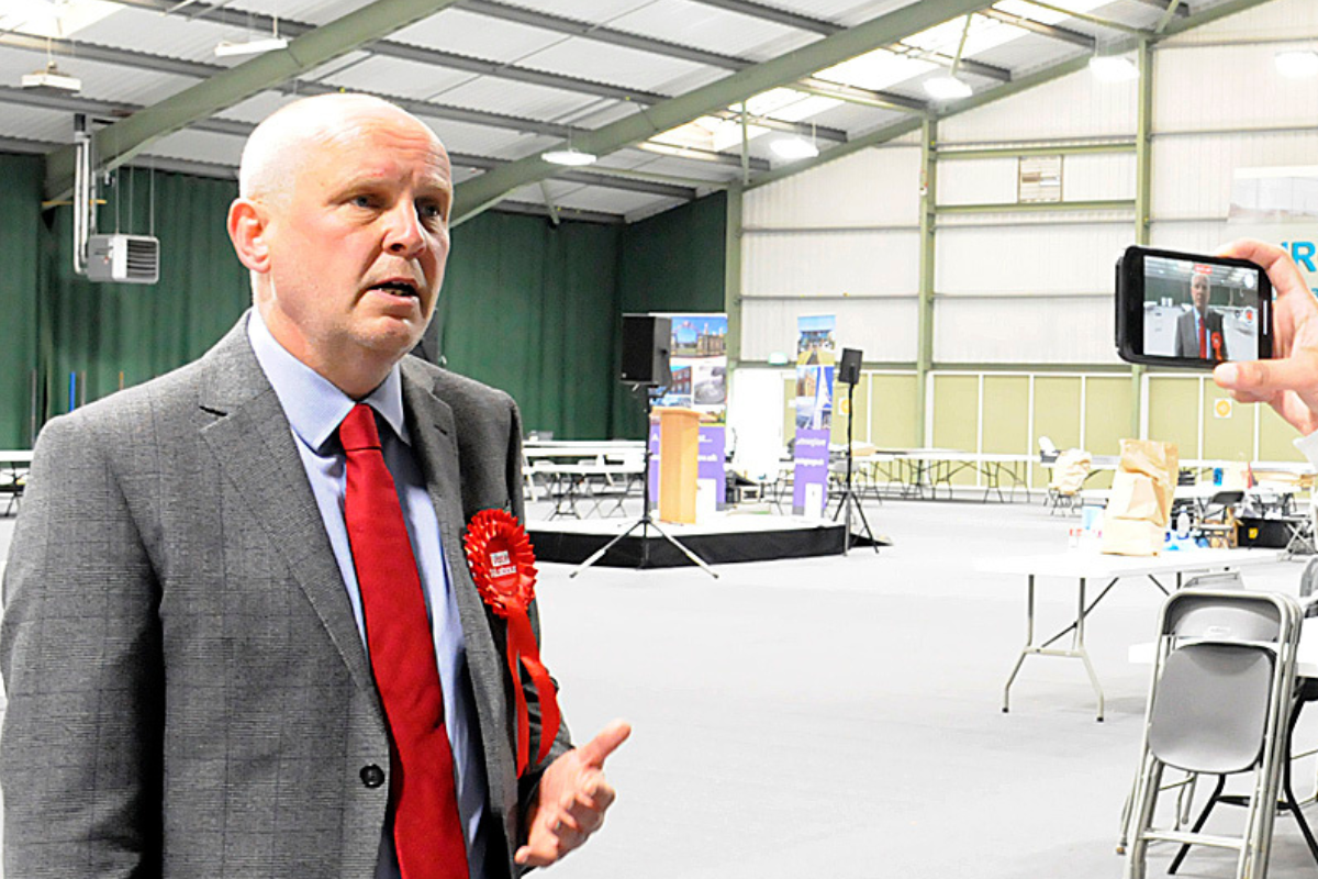 Warrington Tories swipe at 'not guilty' council leader - Vimarsana News