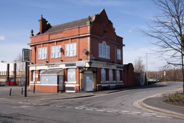 Warrington Guardian: The Brickmakers Arms on School Brow was known as The Road House in 2010. Picture source: John Hillier-Smyth